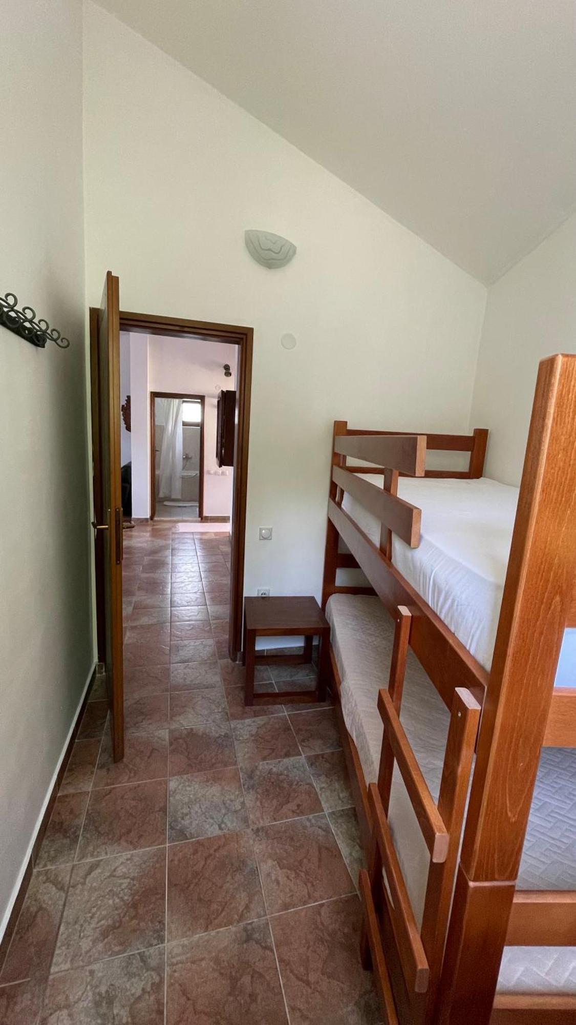 House In The Mountains Near Budva Luaran gambar