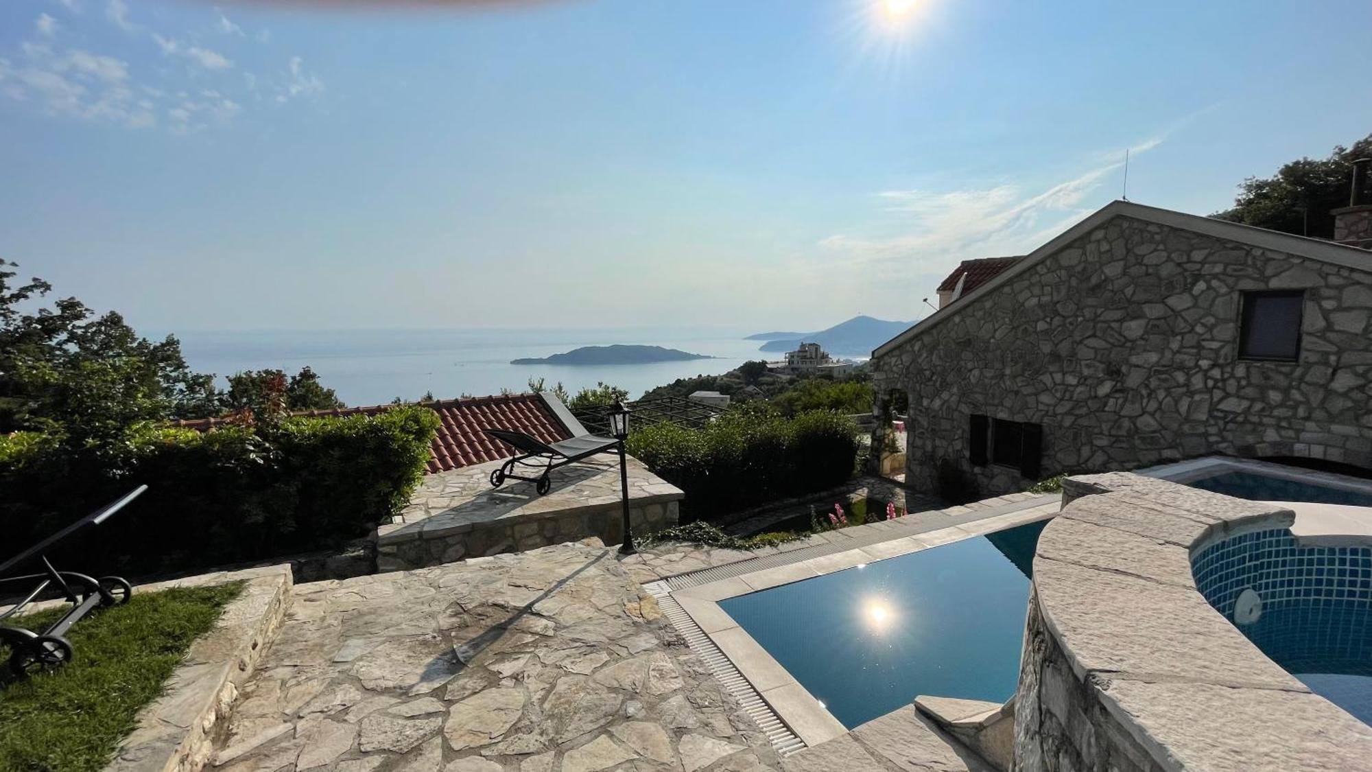 House In The Mountains Near Budva Luaran gambar